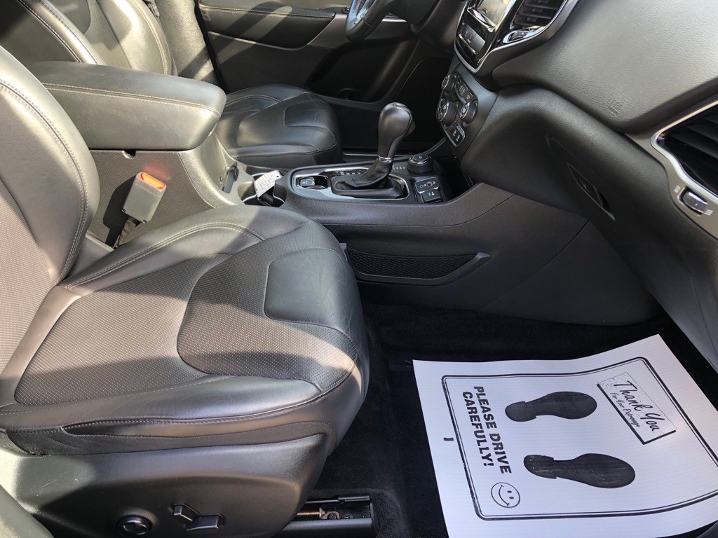 2019 Jeep Cherokee Image 27