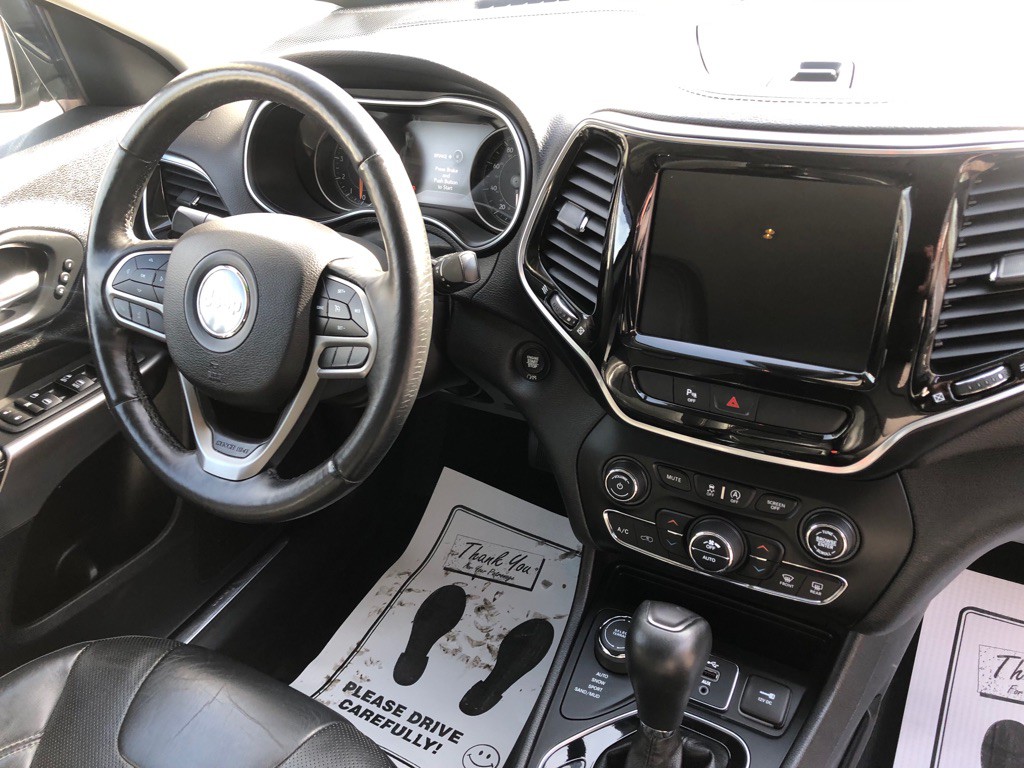 2019 Jeep Cherokee Image 28