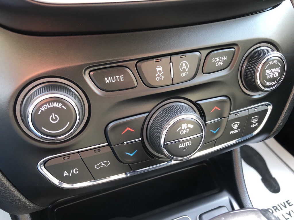 2019 Jeep Cherokee Image 31