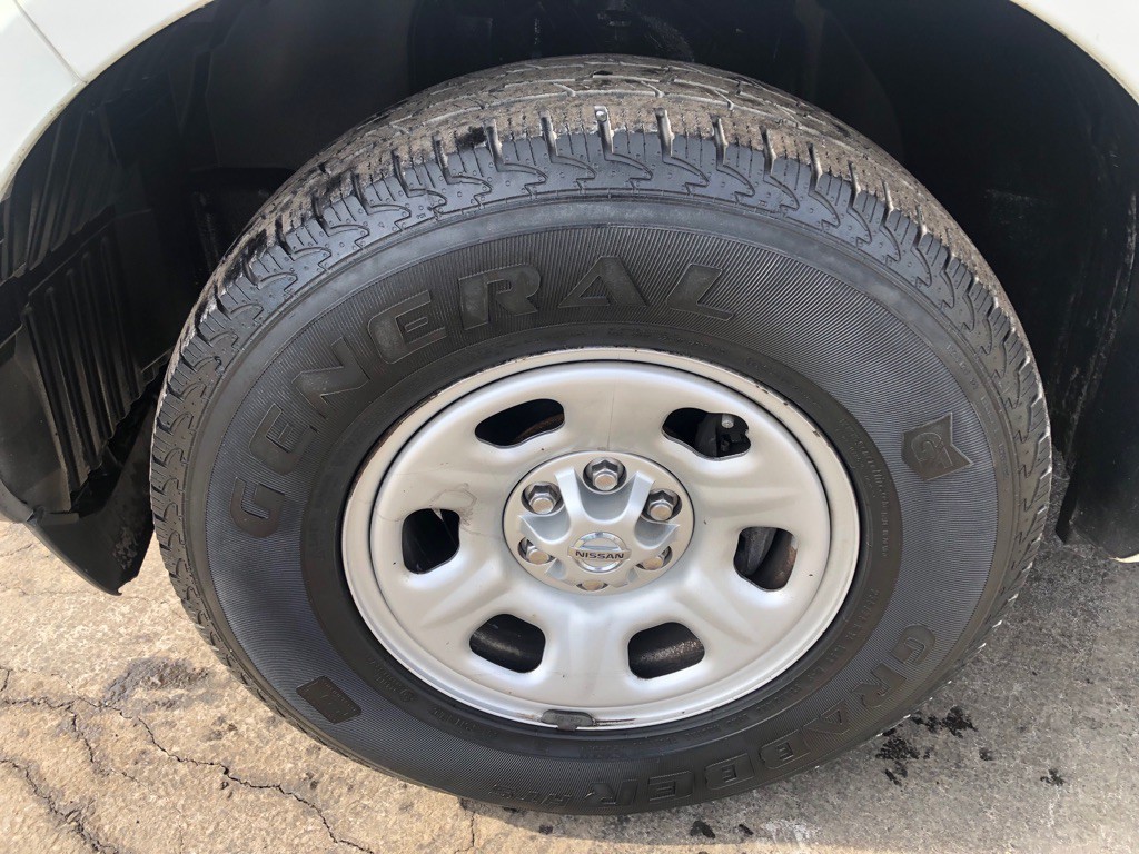 2019 Nissan Frontier Image 10