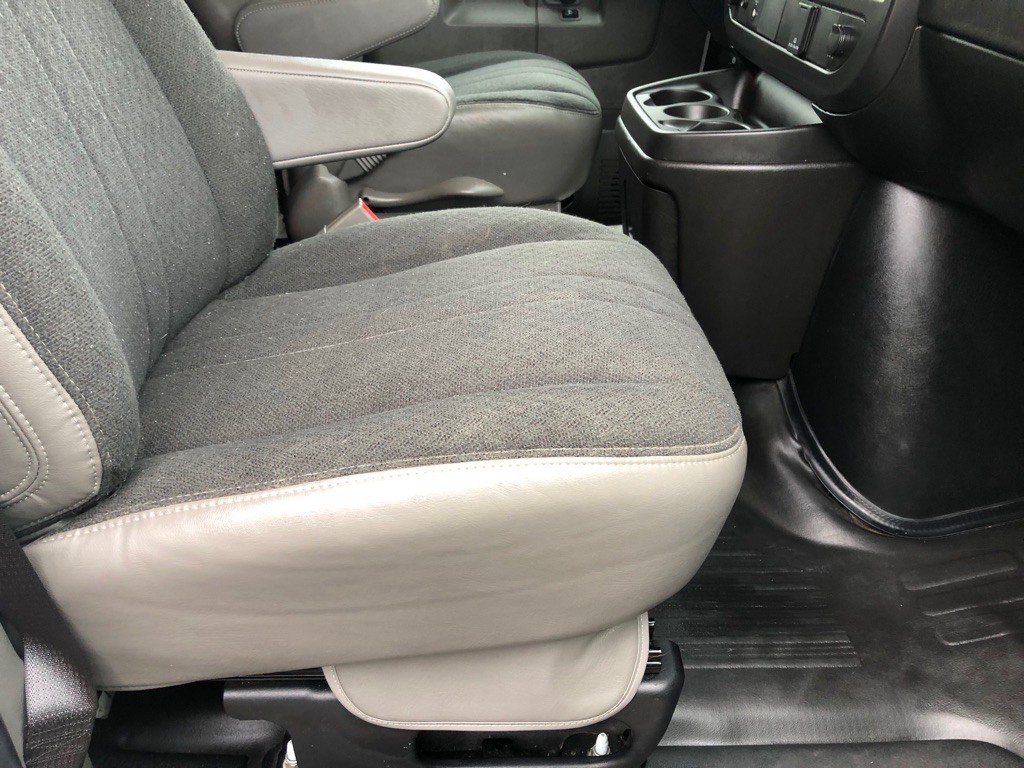 2024 GMC Savana Image 23