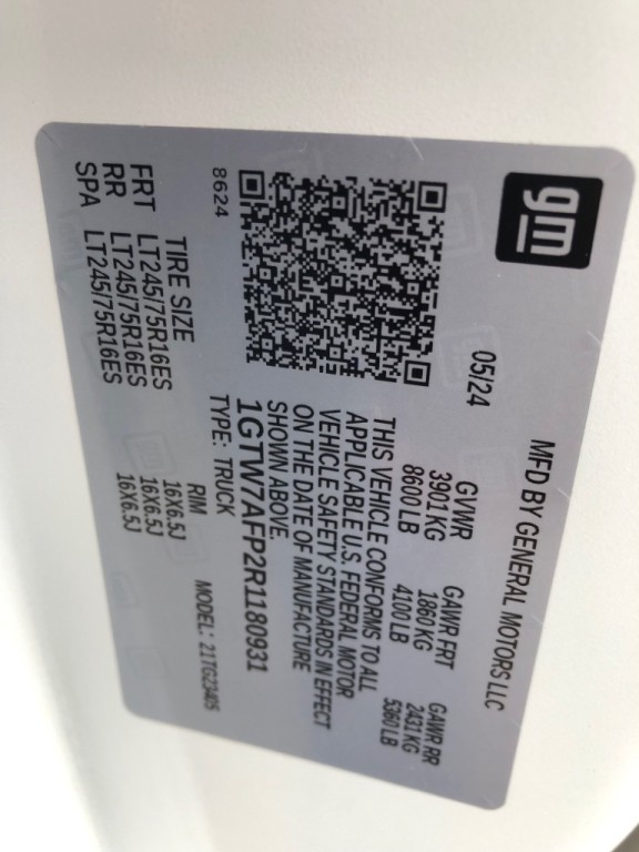 2024 GMC Savana Image 34