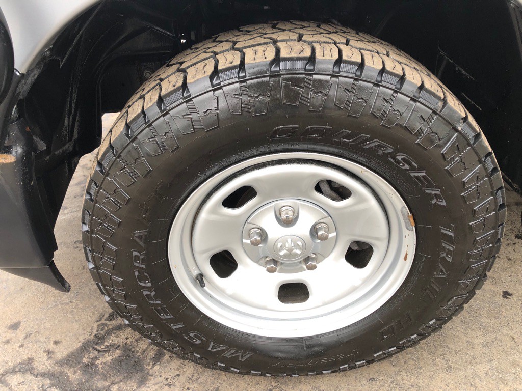 2022 RAM 1500 Image 9