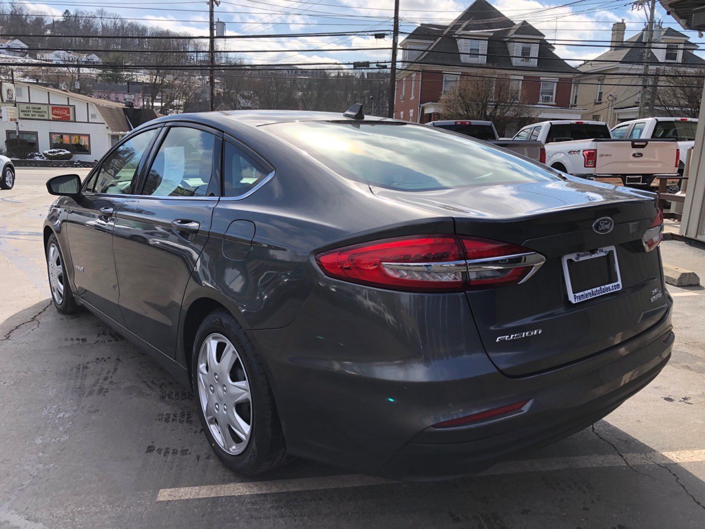 2019 Ford Fusion Image 3