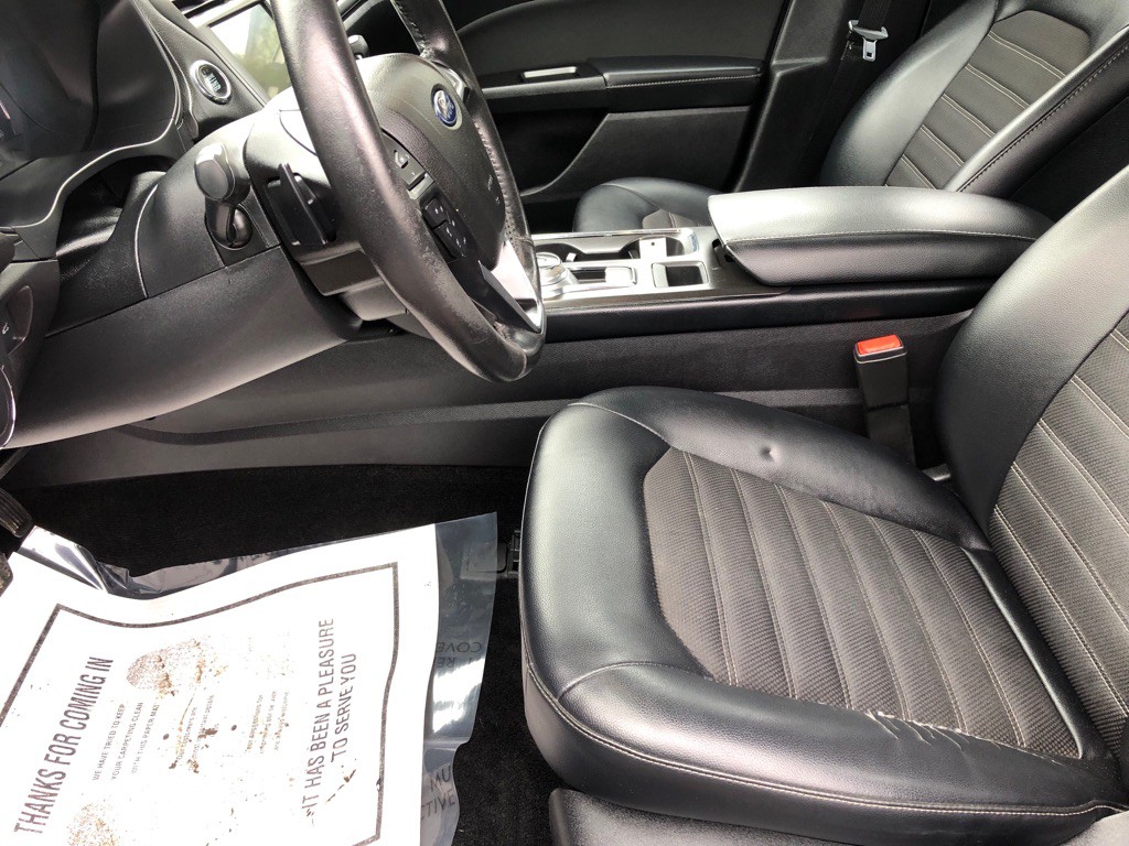 2018 Ford Fusion Image 18