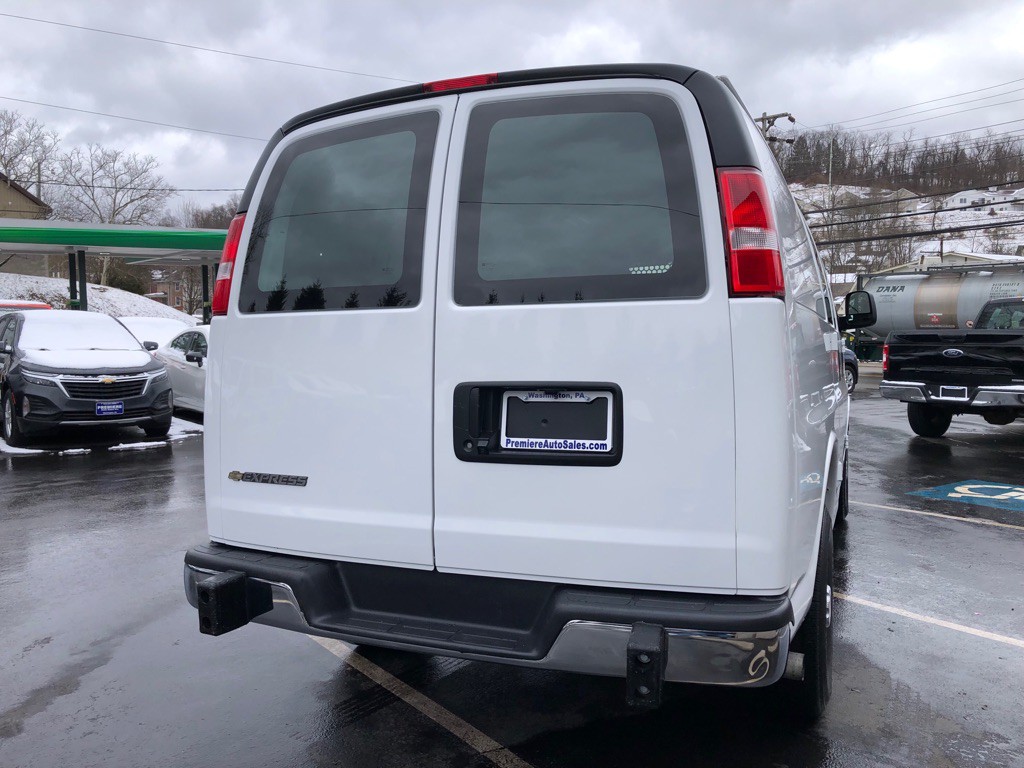 2024 Chevrolet Express Image 4