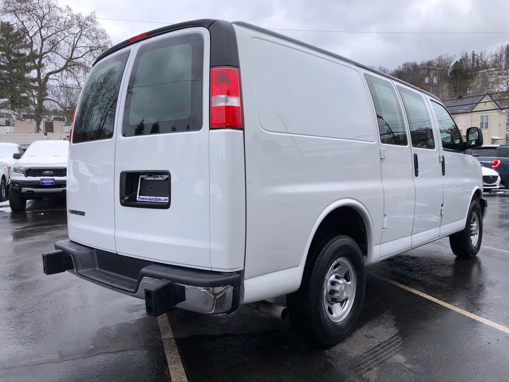 2024 Chevrolet Express Image 5
