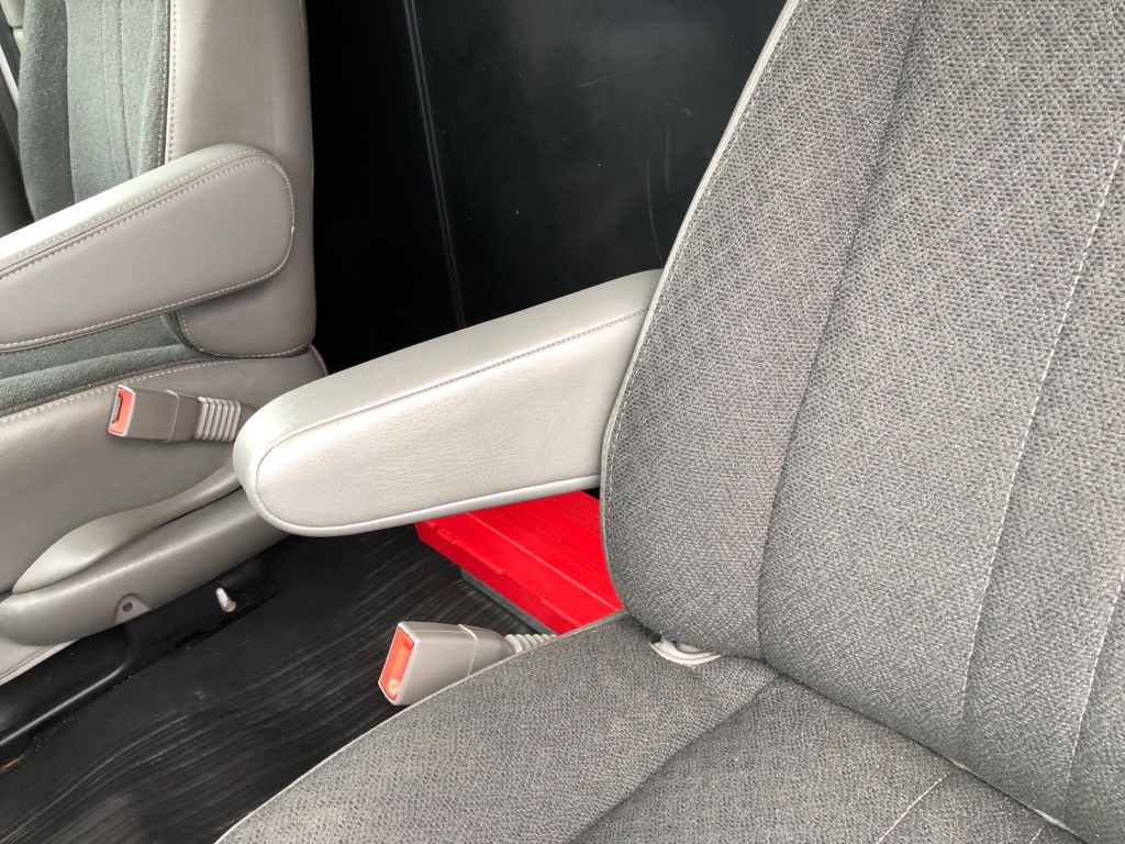 2024 Chevrolet Express Image 18