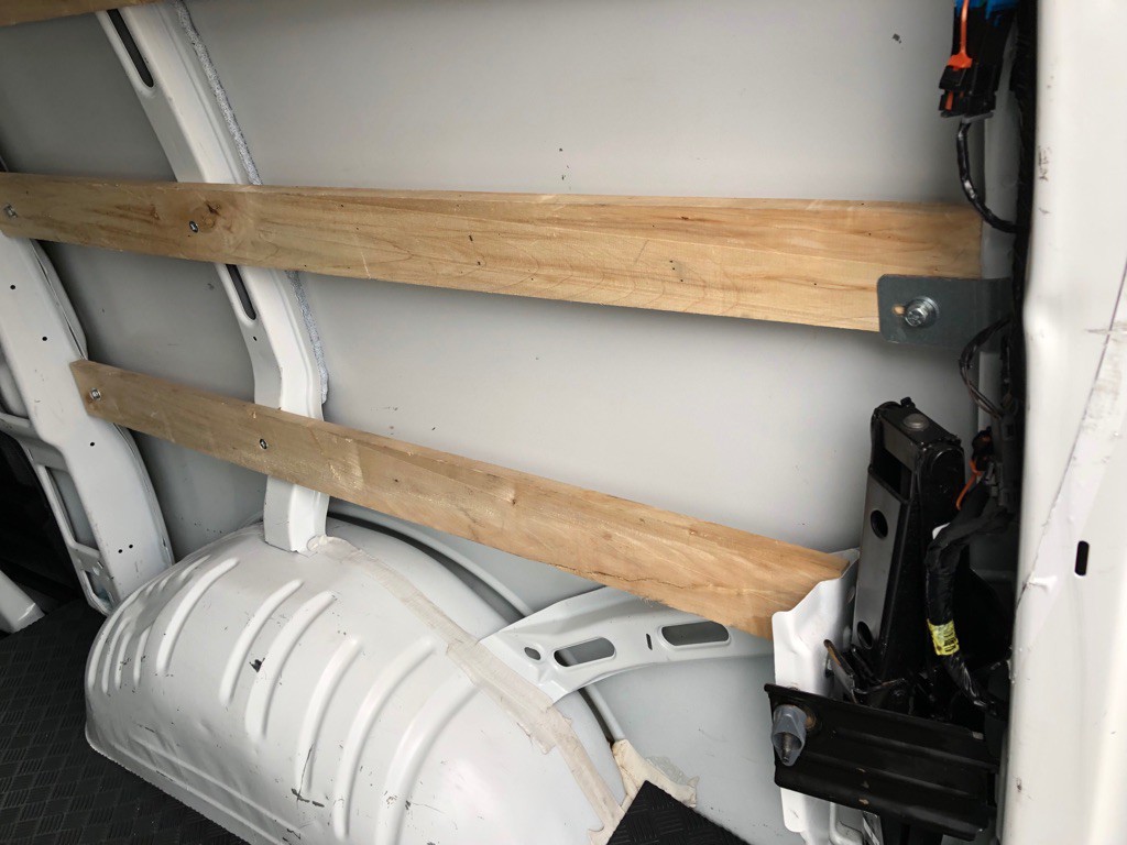 2024 Chevrolet Express Image 21