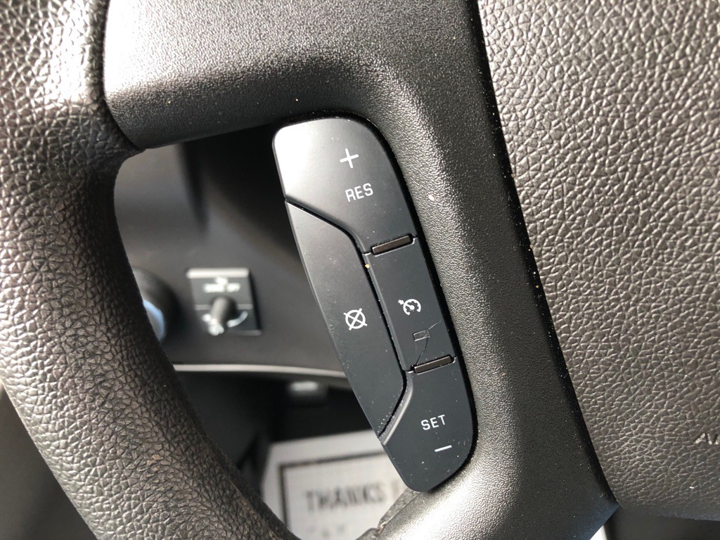 2024 Chevrolet Express Image 31