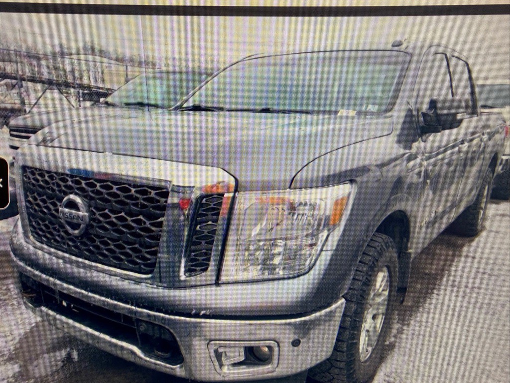 2018 Nissan Titan Image 4