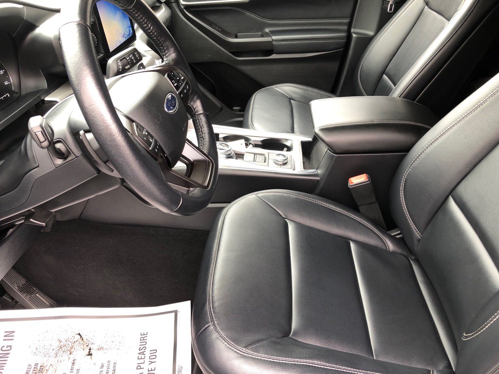 2020 Ford Explorer Image 18