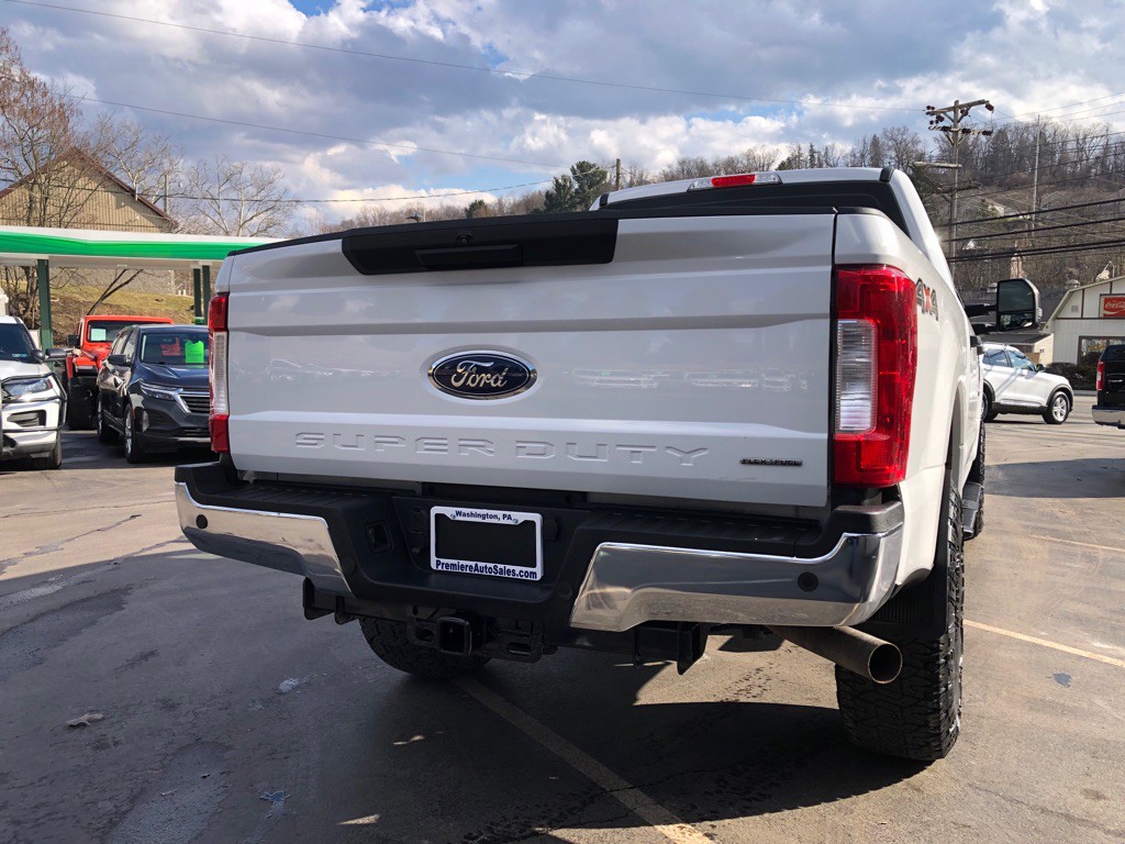 2018 Ford F-350 Image 4