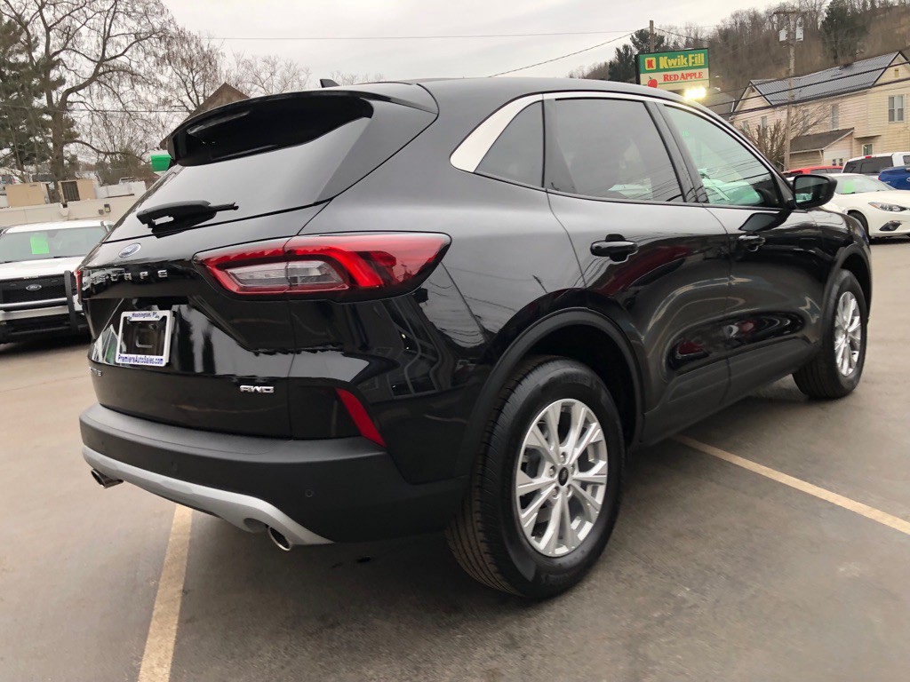 2023 Ford Escape Image 5