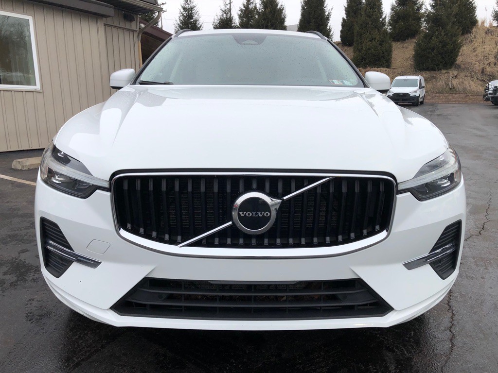 2022 Volvo XC60 Image 8