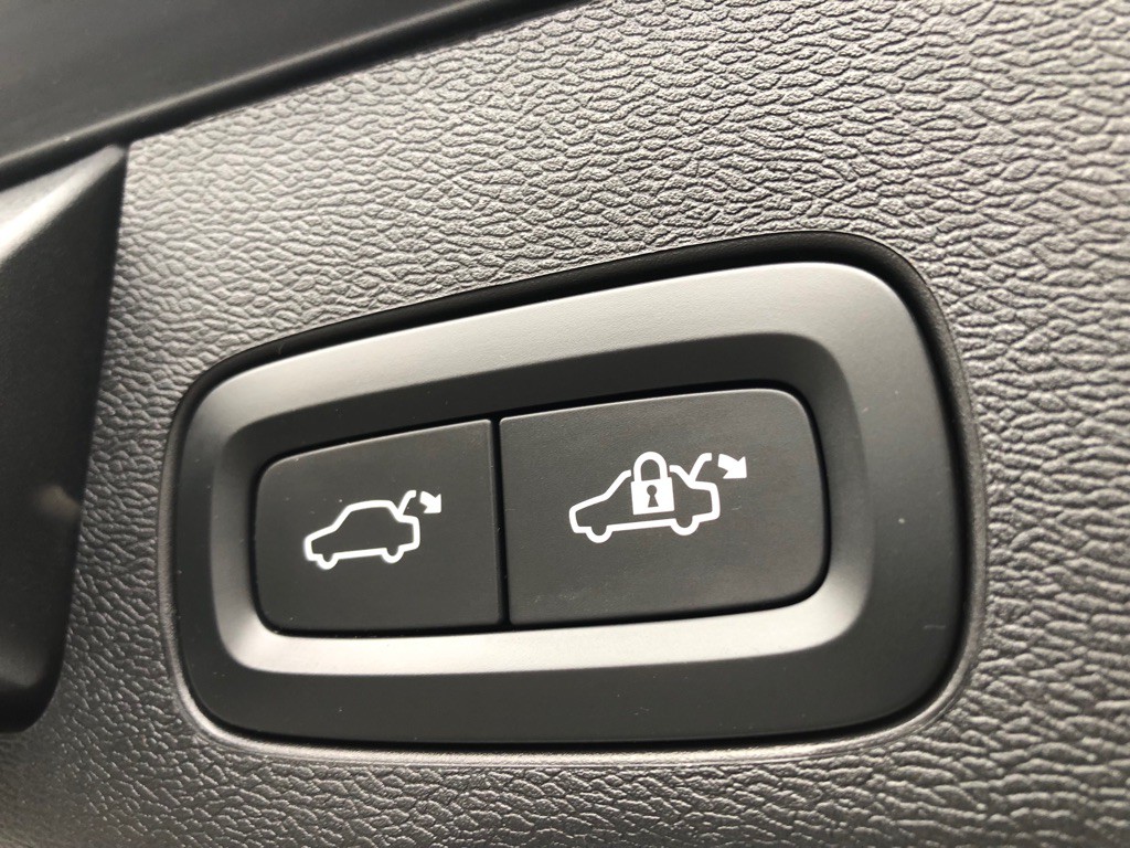 2022 Volvo XC60 Image 23