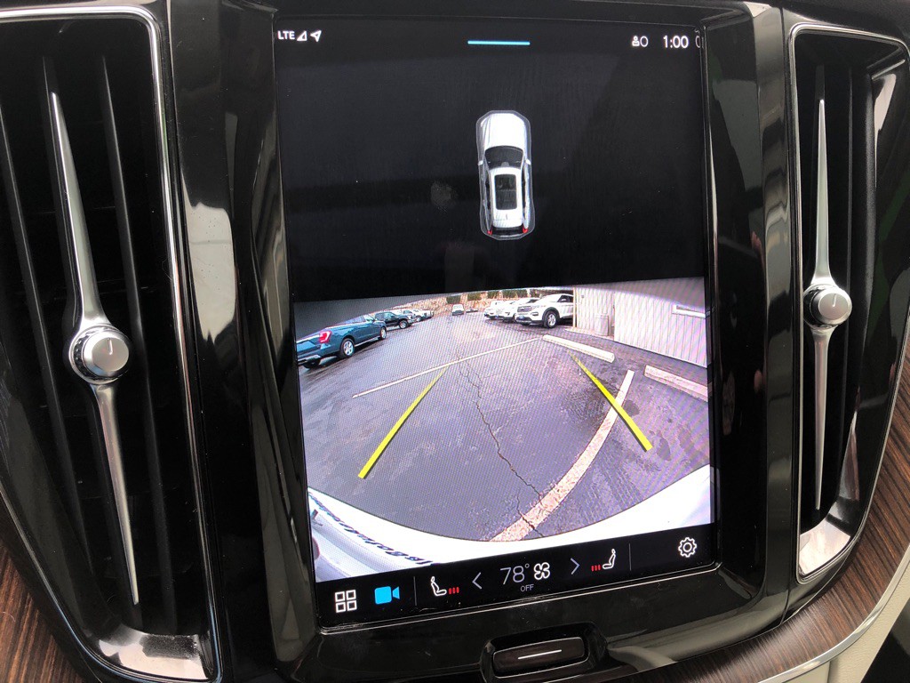 2022 Volvo XC60 Image 30