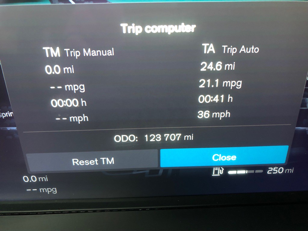 2022 Volvo XC60 Image 35