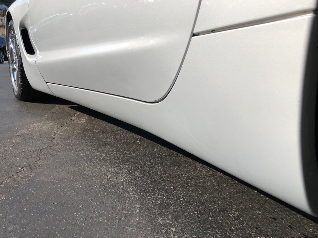 2000 Chevrolet Corvette Image 16