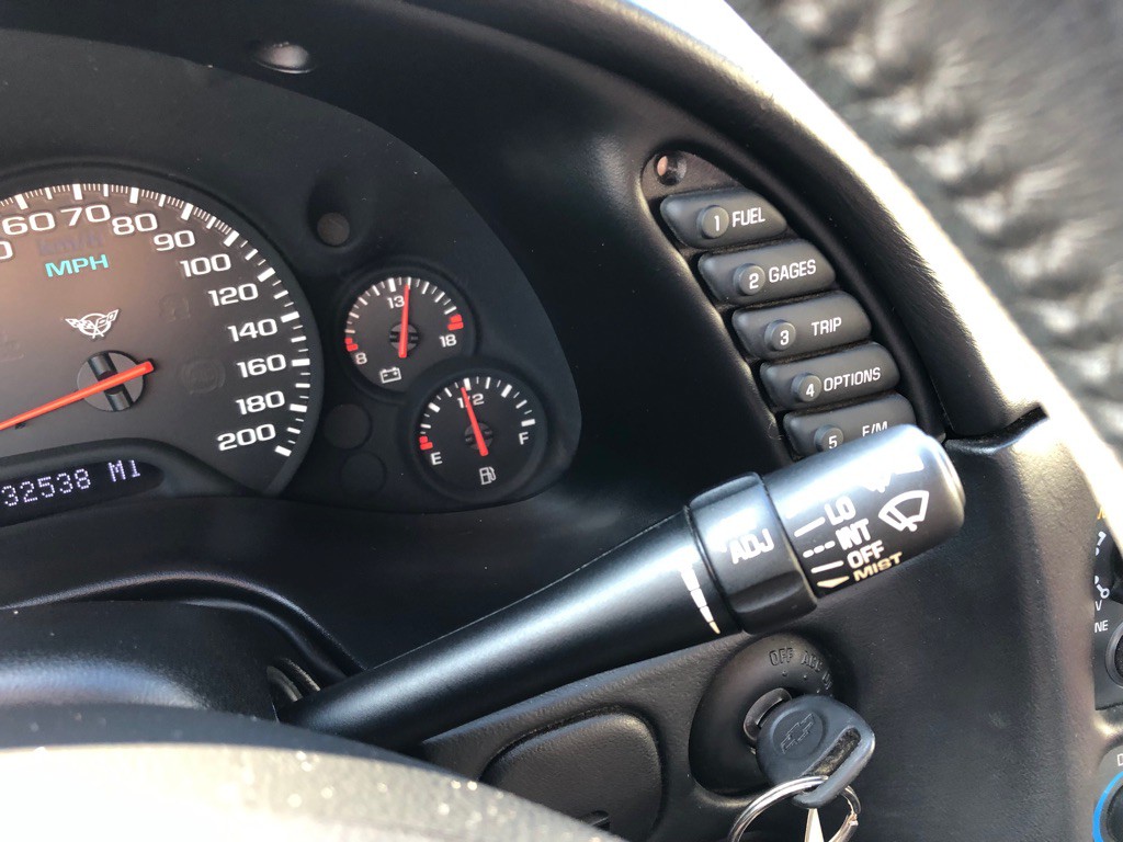 2000 Chevrolet Corvette Image 33