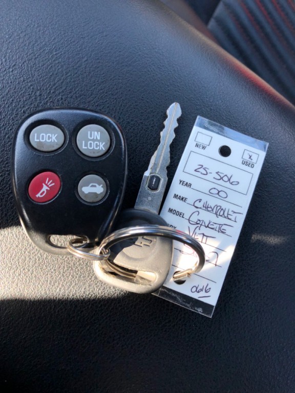 2000 Chevrolet Corvette Image 36