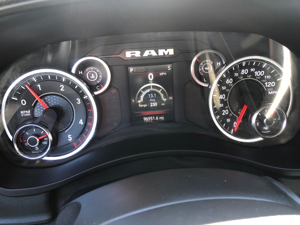 2023 RAM 2500 Image 38