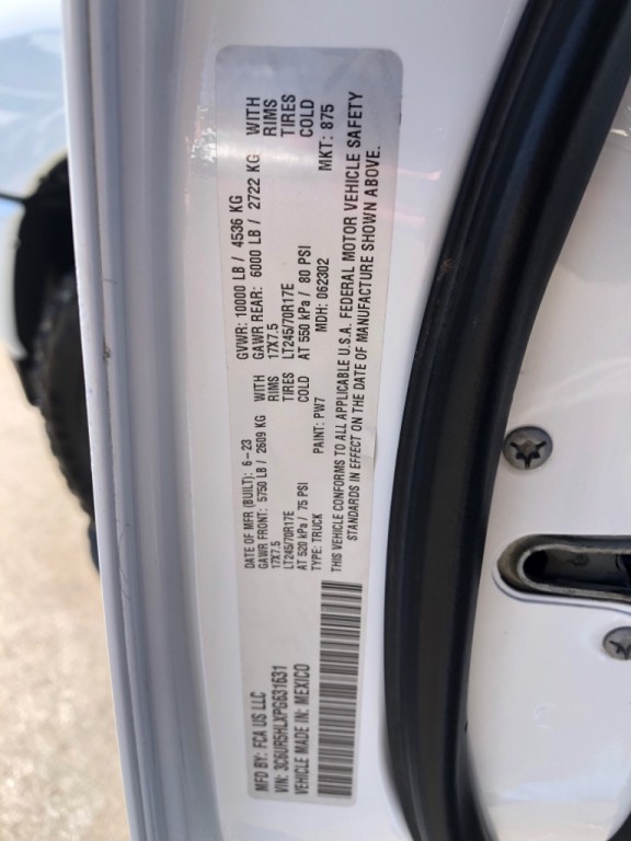 2023 RAM 2500 Image 40