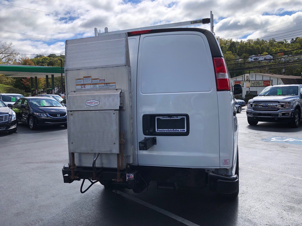 2020 Chevrolet Express Image 4