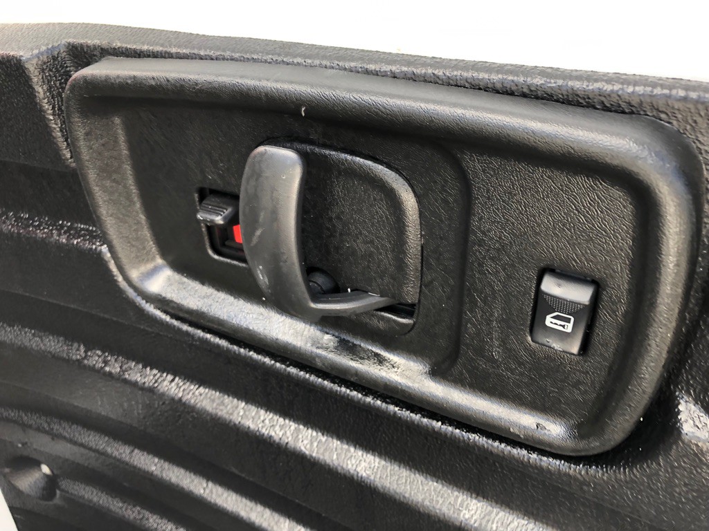 2020 Chevrolet Express Image 21