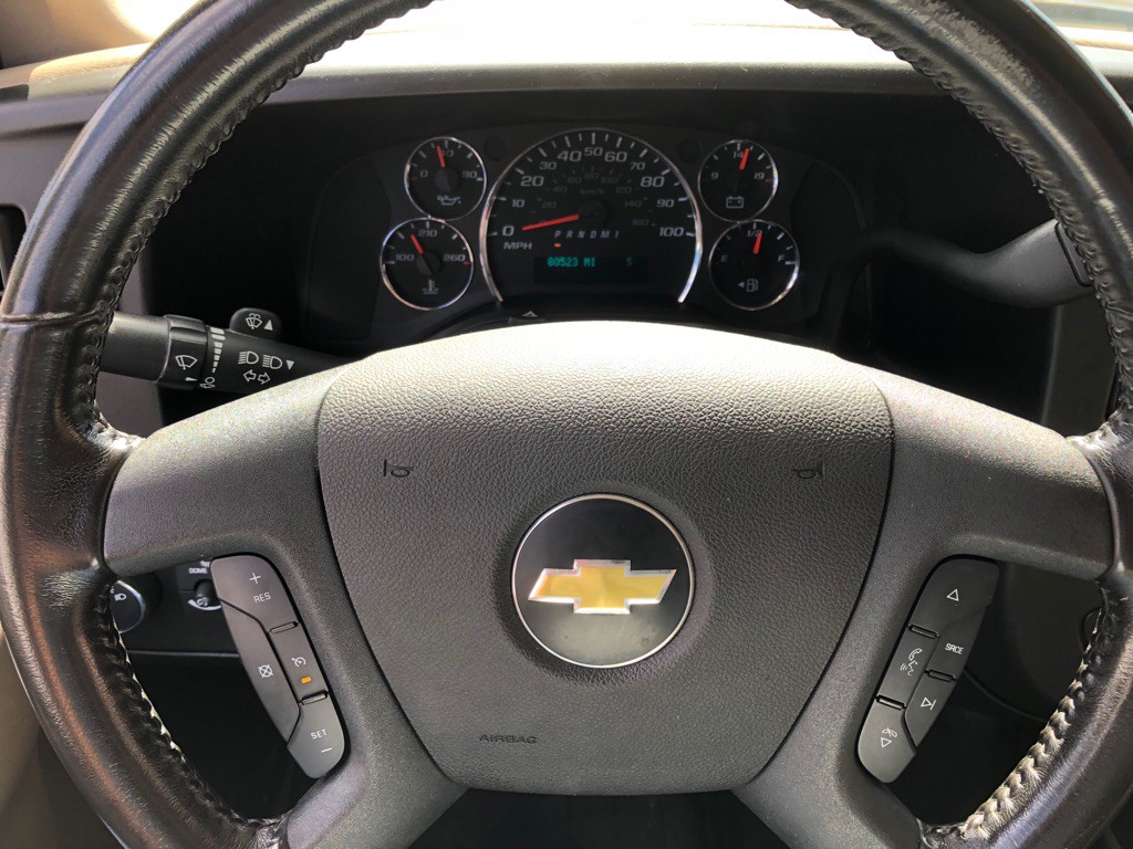 2020 Chevrolet Express Image 30