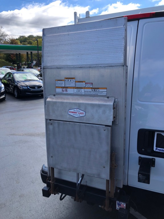 2020 Chevrolet Express Image 37