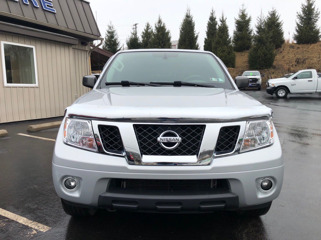 2019 Nissan Frontier Image 8