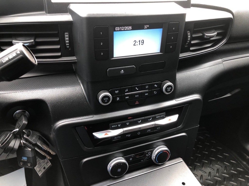 2020 Ford Explorer Image 27