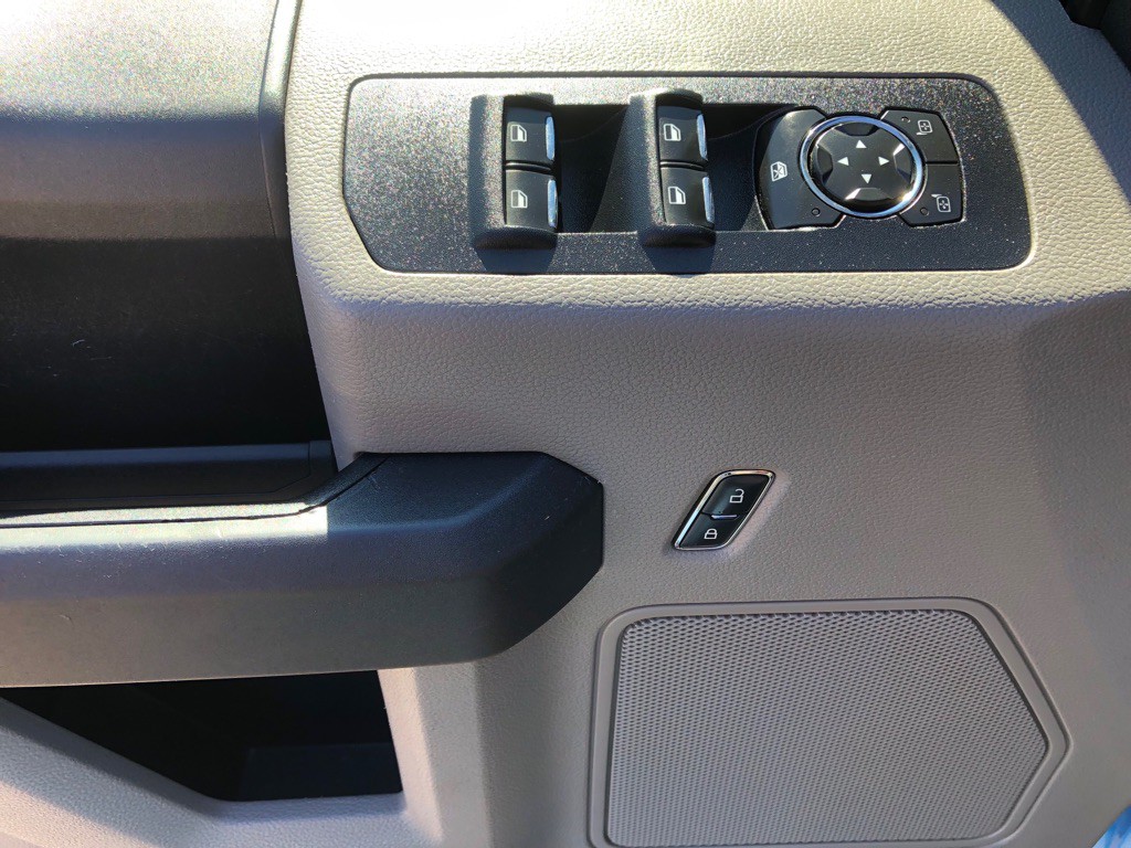 2015 Ford F-150 Image 19