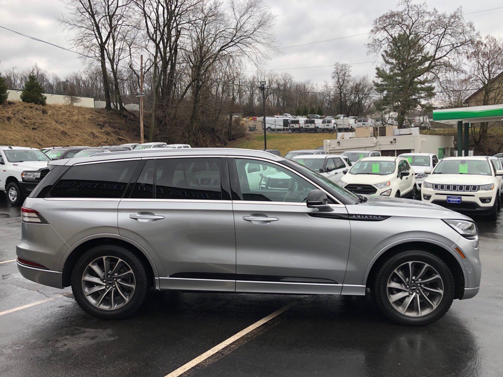 2020 Lincoln Aviator Image 6