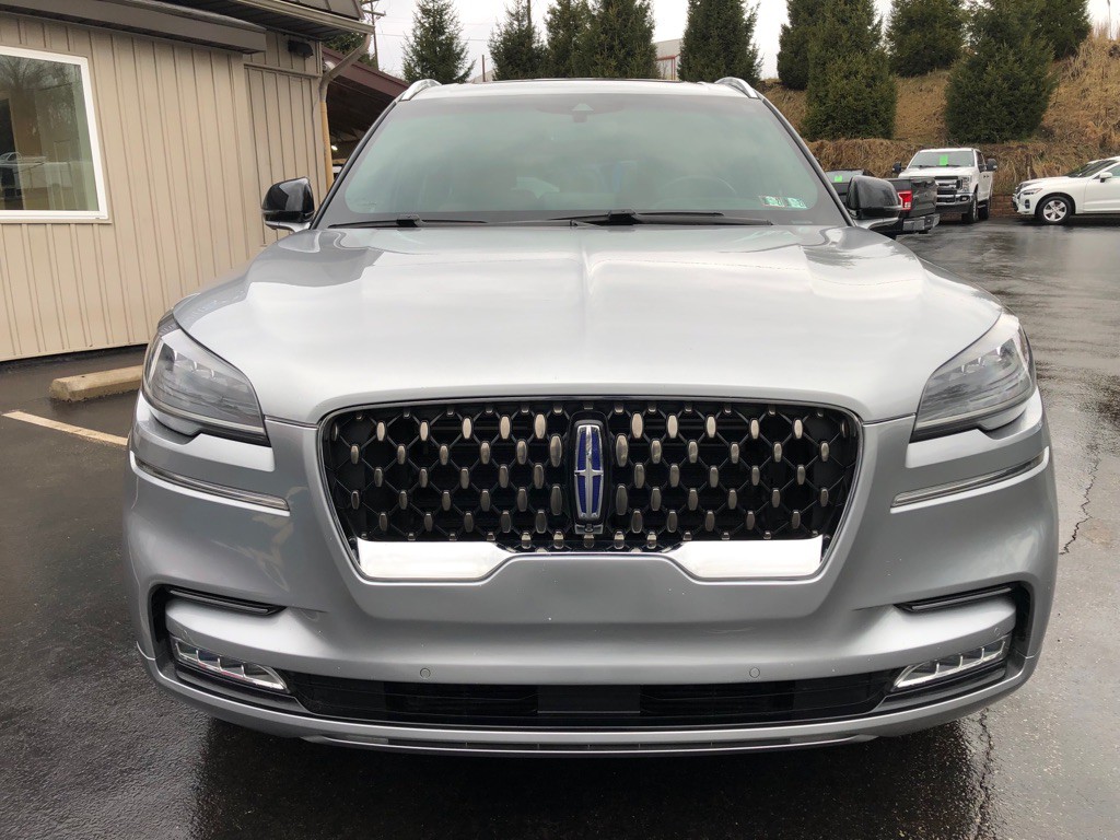 2020 Lincoln Aviator Image 8
