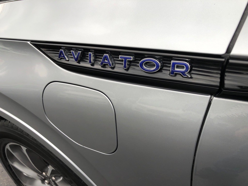 2020 Lincoln Aviator Image 13