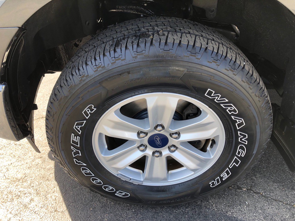 2017 Ford F-150 Image 9