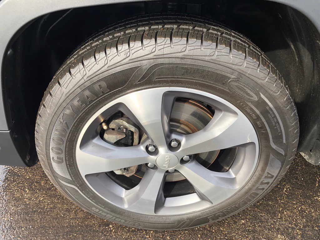 2021 Jeep Cherokee Image 9