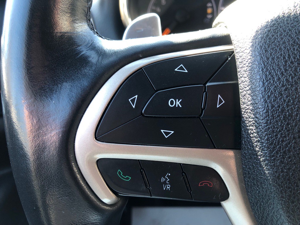 2016 Jeep Grand Cherokee Image 33