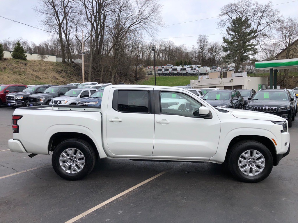 2022 Nissan Frontier Image 6