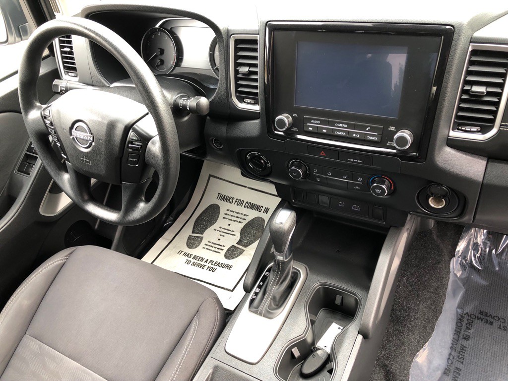 2022 Nissan Frontier Image 26