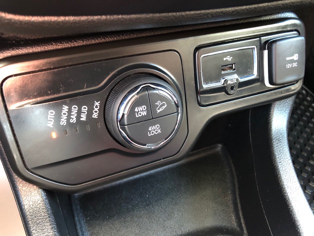 2020 Jeep Renegade Image 28