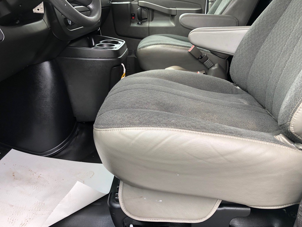 2024 Chevrolet Express Image 17