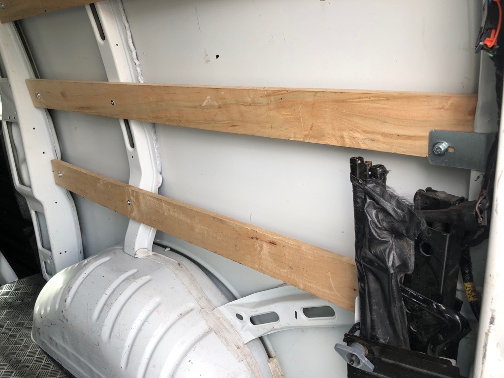 2024 Chevrolet Express Image 20