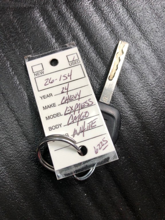 2024 Chevrolet Express Image 32