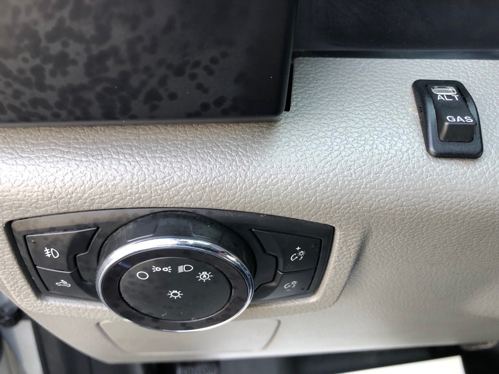 2017 Ford F-150 Image 44