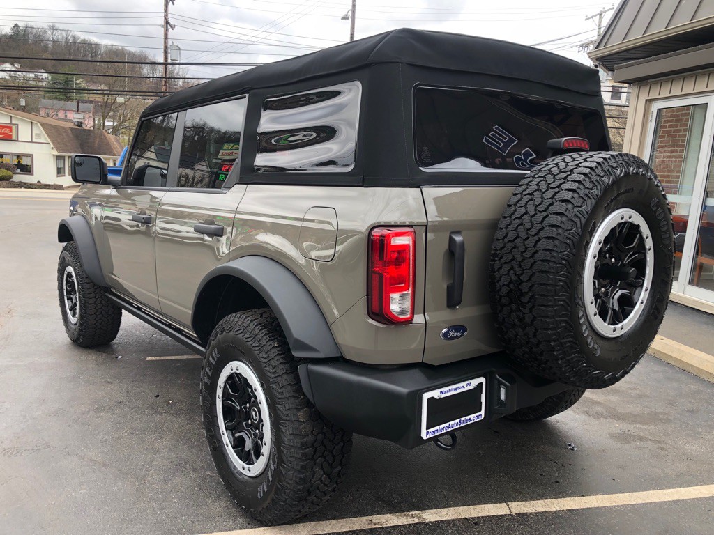 2025 Ford Bronco Image 3