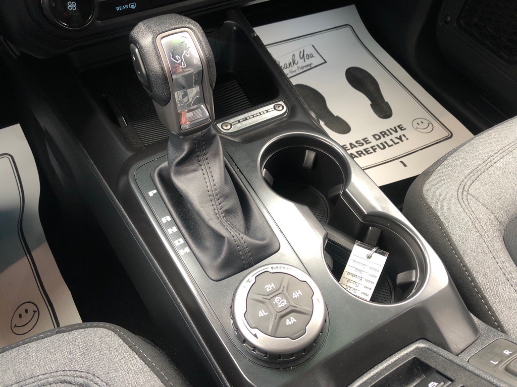 2025 Ford Bronco Image 25