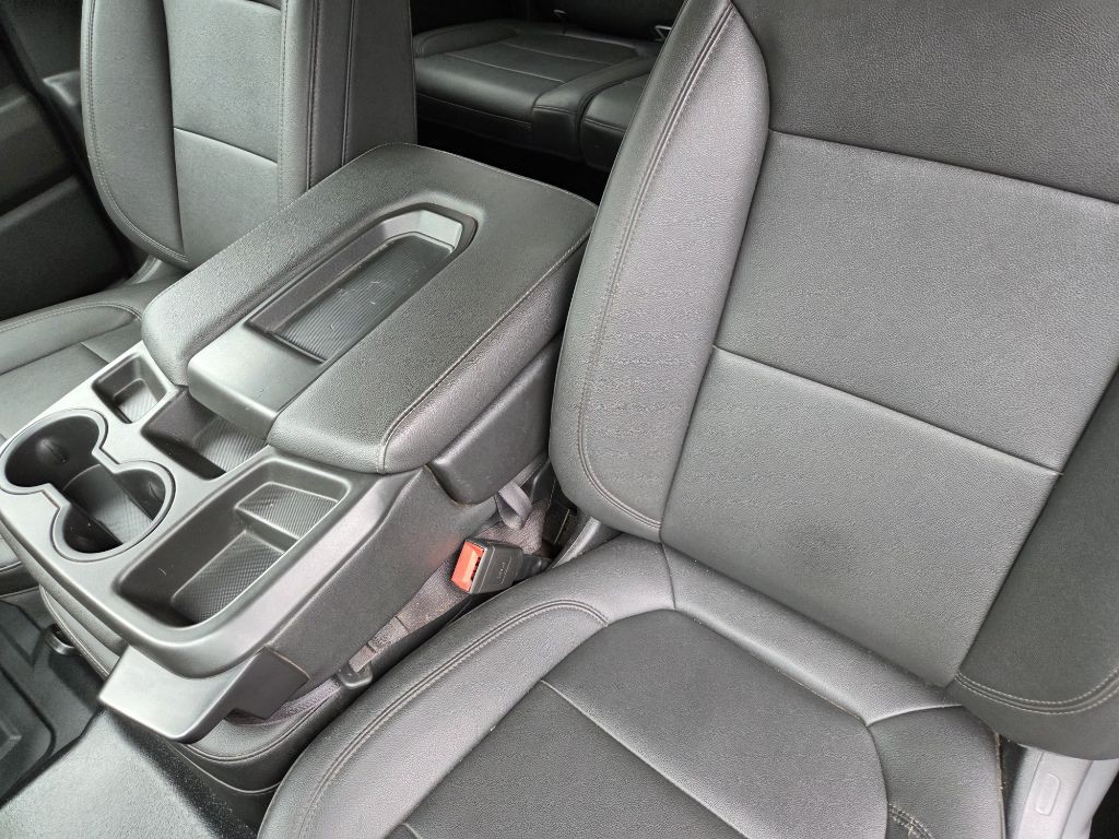 2022 Chevrolet Silverado 1500 Image 2